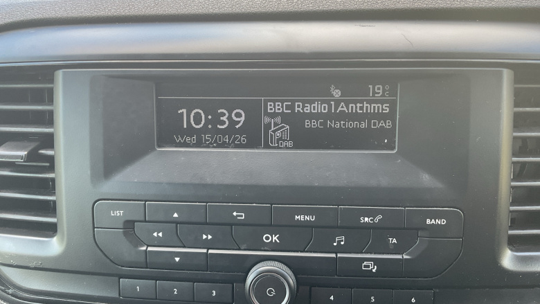 Vauxhall Vivaro Life 1.5 Turbo D 120PS Edition M 5dr Diesel Estate